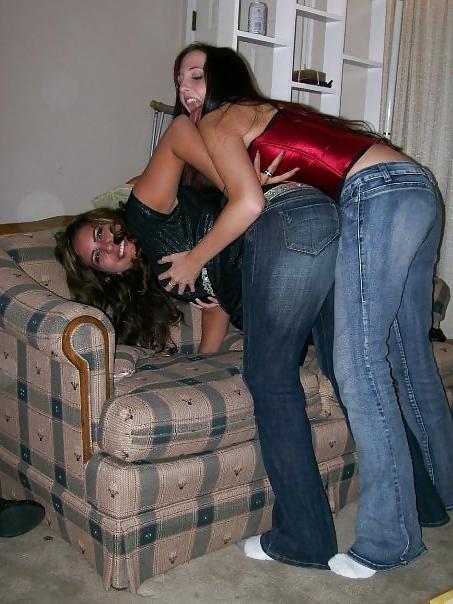 25P Sexy downblouse teen HUGE slut Tina, great tits! 