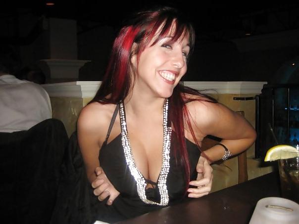 25P Sexy downblouse teen HUGE slut Tina, great tits! 