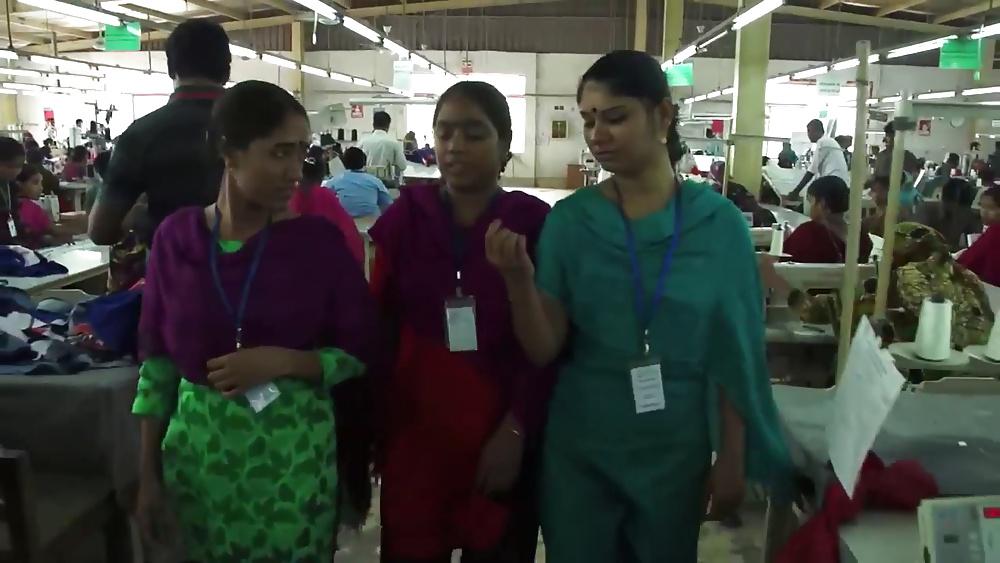 6P Bangladeshi Garments Girls filmed by white guy 
