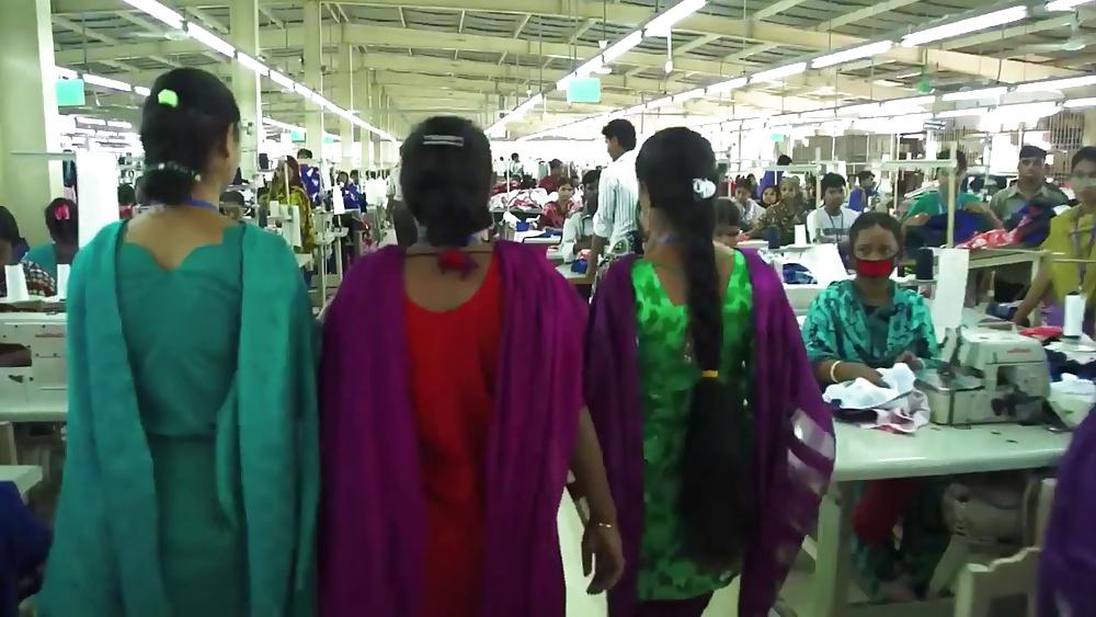 6P Bangladeshi Garments Girls filmed by white guy 