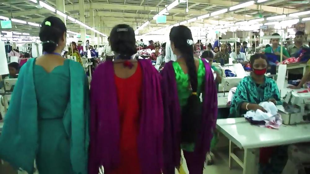 6P Bangladeshi Garments Girls filmed by white guy 