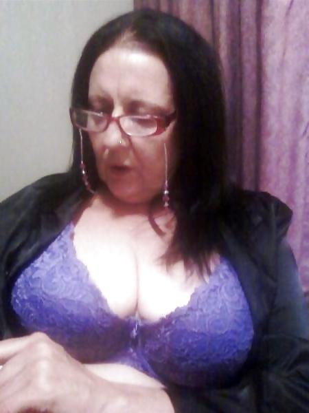 13P Granny Linda