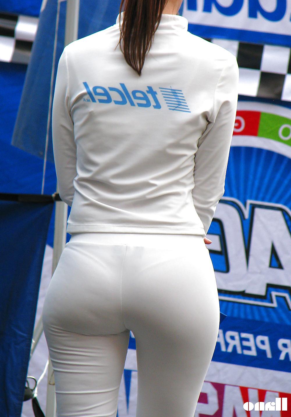 11P Big ass in white see truth