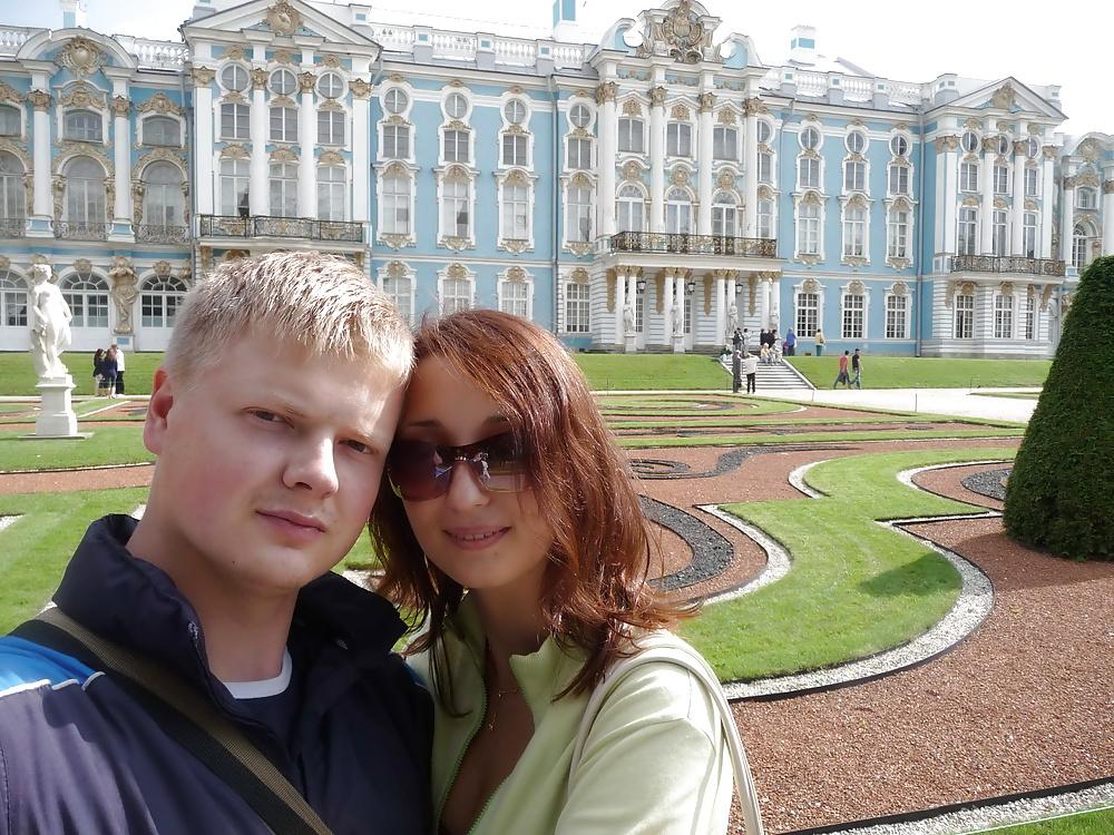 25P Young Housewife Loves to Keep Hubby Happy