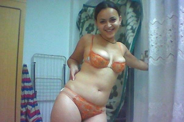 25P Arab Girls