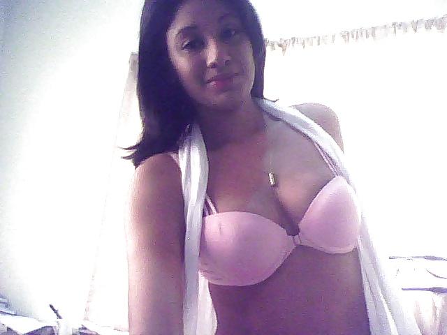 10P Random Desi babes 
