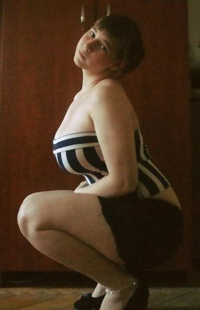 10P Busty Russian Woman 1779