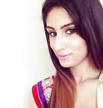 25P Mix of Paki Desi Sikh Hijabi Apni Pakistani Muslim Girls