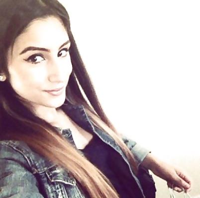 25P Mix of Paki Desi Sikh Hijabi Apni Pakistani Muslim Girls