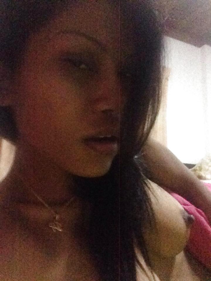 25P Thai girl private photos(Facebook) 3