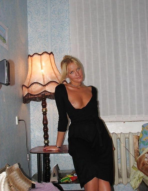 25P Downblouse and Nipple Slips 40