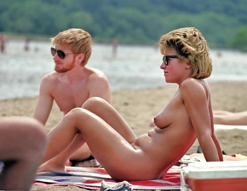 25P Naked Beach 4