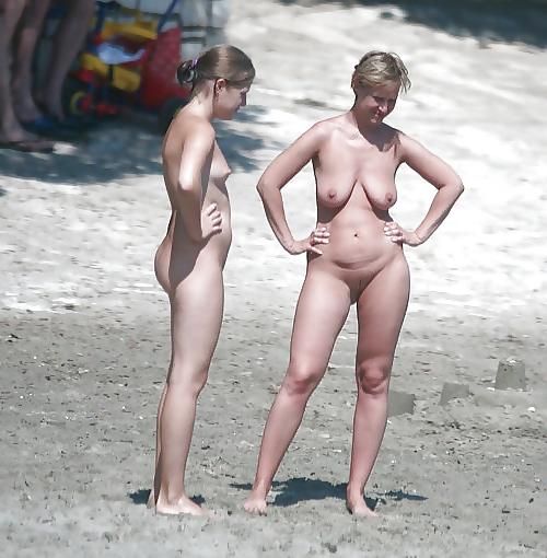 25P Naked Beach 4