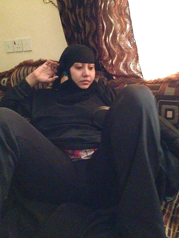 25P Sexy... hijab malay arab 