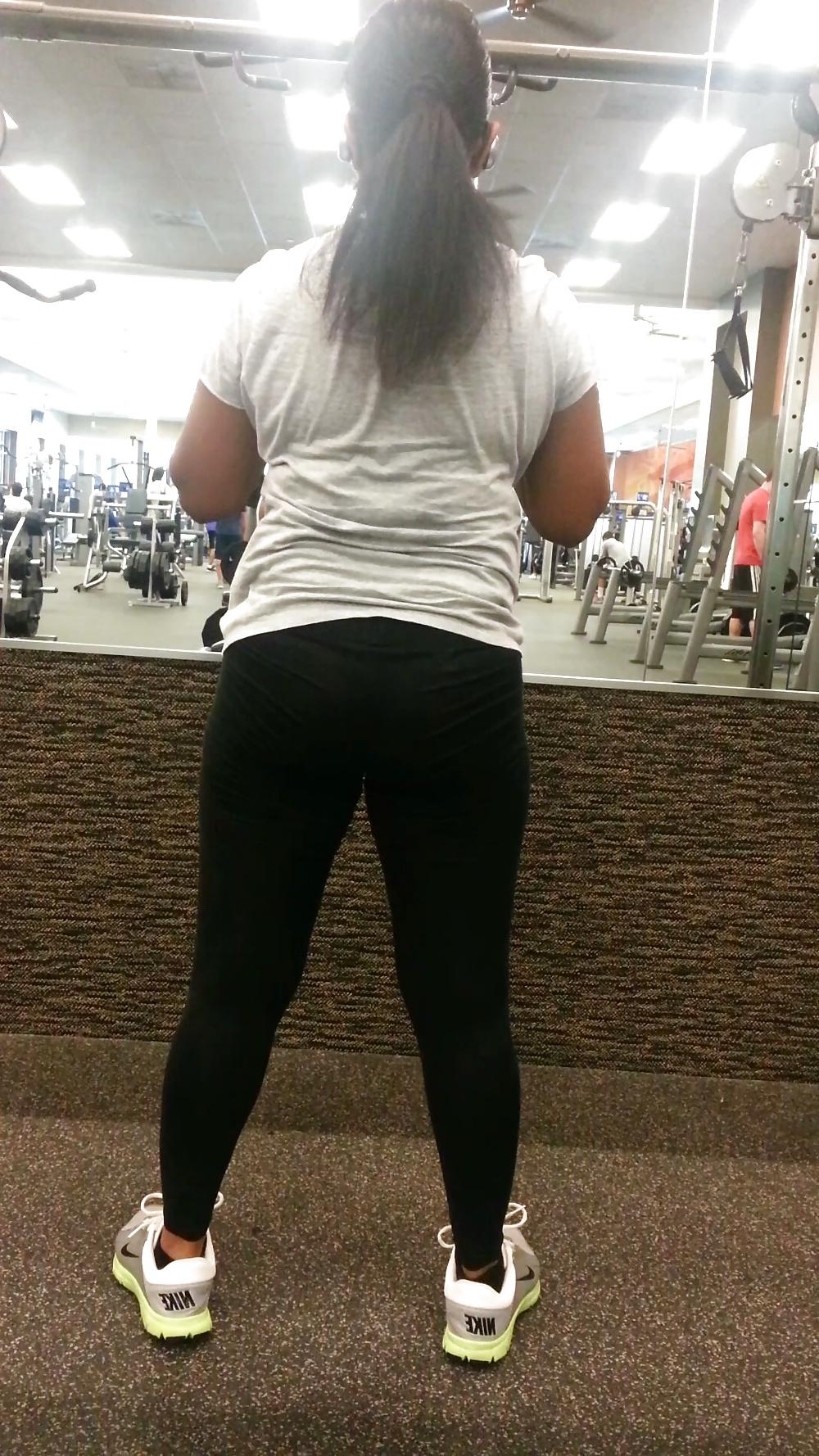 23P Wife's ass in see through spandex pt 2