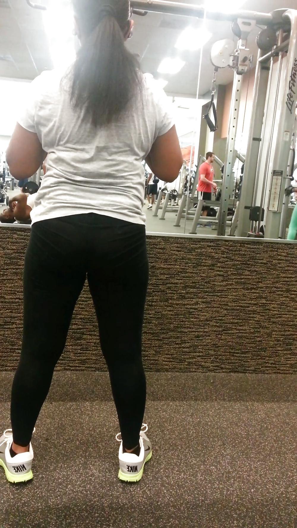 23P Wife's ass in see through spandex pt 2