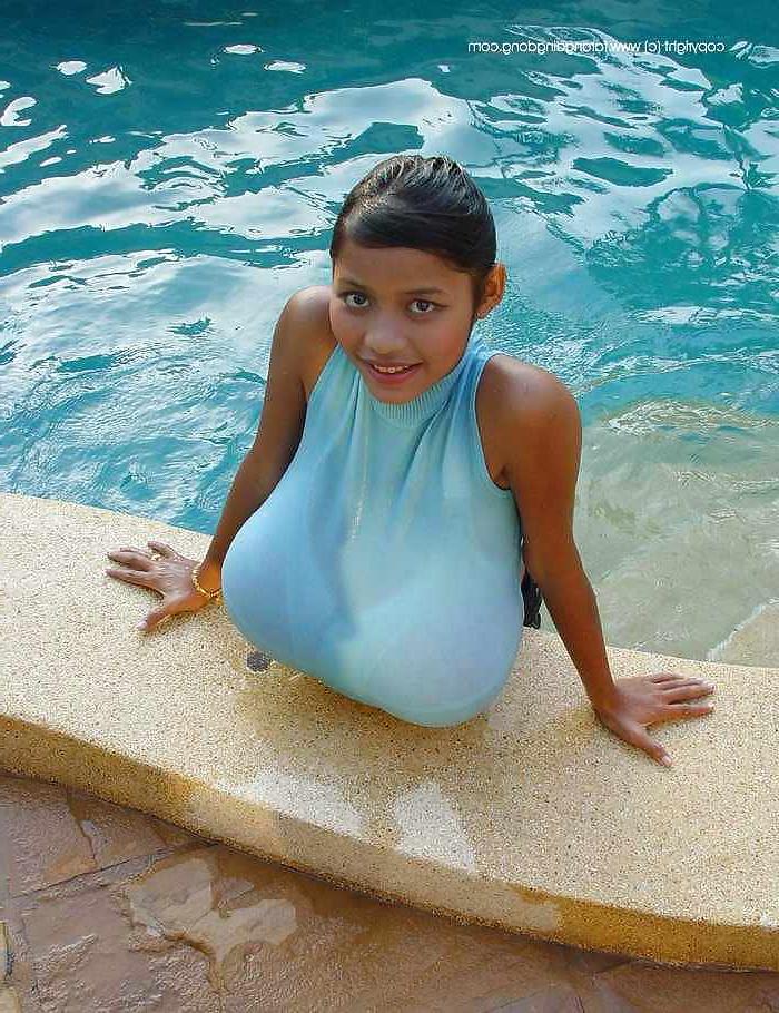 20P Real huge tits