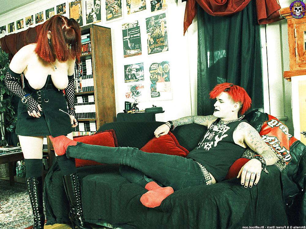 25P Punk sex and foot fetish