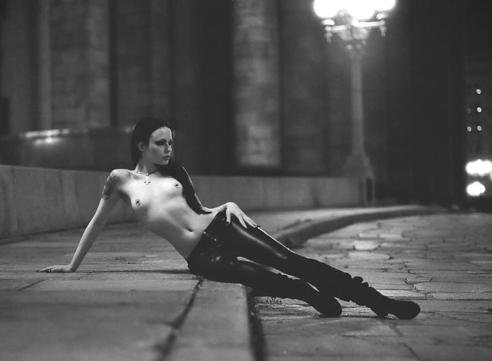 25P Ready for pleasure: On her side