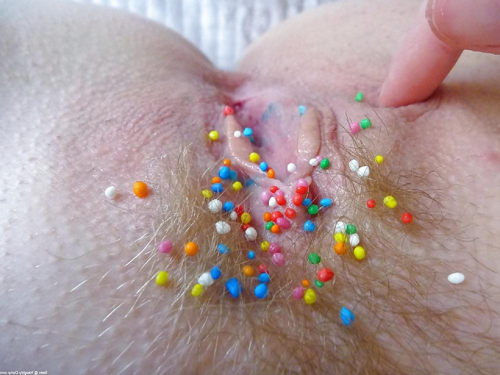 25P My collection 71 : busty girl plays with food