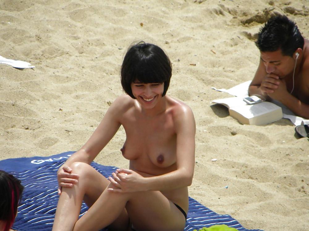 25P The beach 283