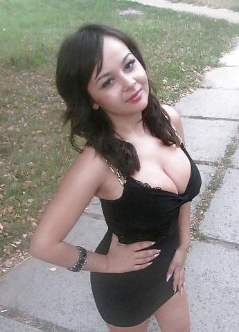 22P Busty Russian Woman 1813