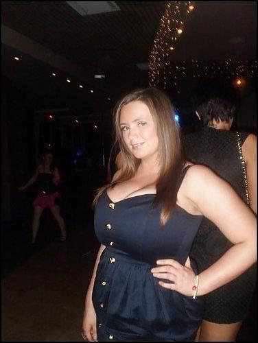 25P Busty Amateurs - Busty GFs - Candids & Self-Shot 3
