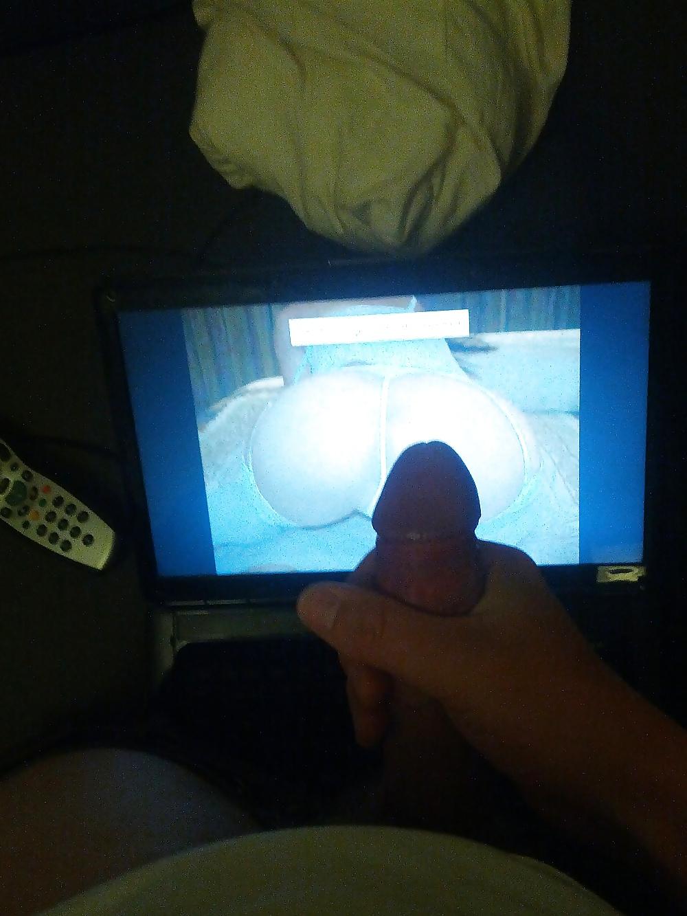 4P Handsome man cumming on my pussy 