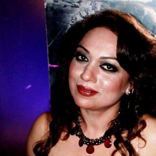 25P Desi aunty