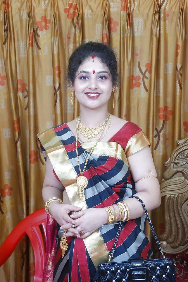 25P Desi aunty