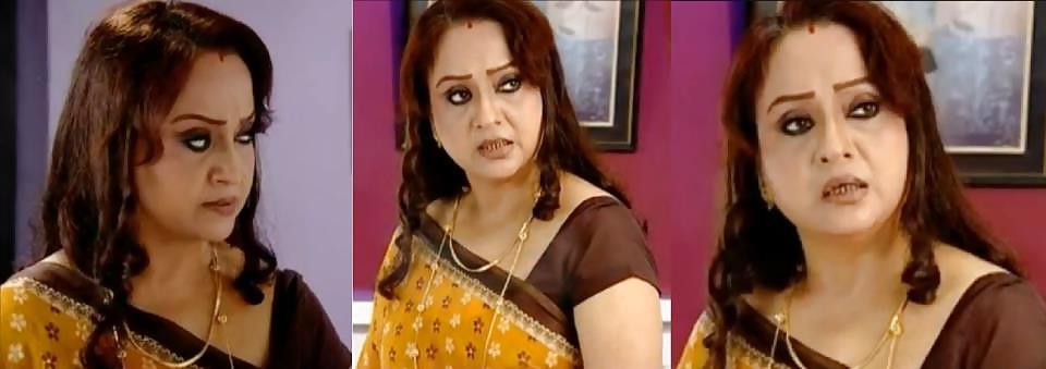25P Desi aunty