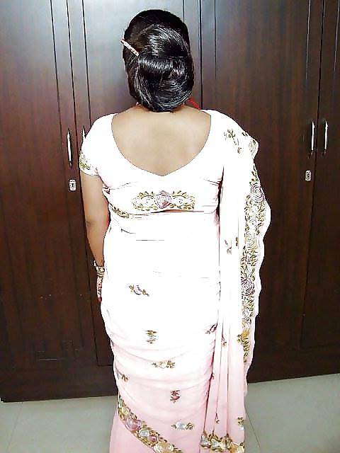 25P Desi aunty
