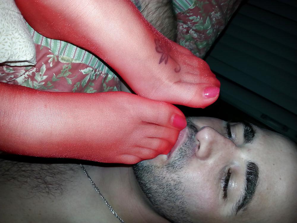 25P Red nylon Footjob