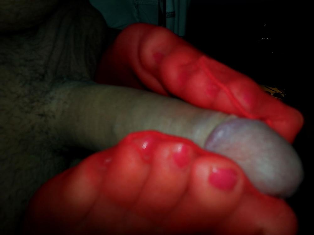 25P Red nylon Footjob