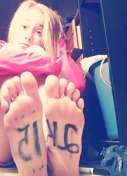 25P Girls feet drawn on