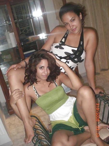 15P Arab Girls 4U ( Lesbians Colleftios - Part 2) 