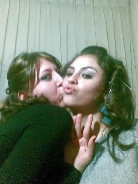 15P Arab Girls 4U ( Lesbians Colleftios - Part 2) 