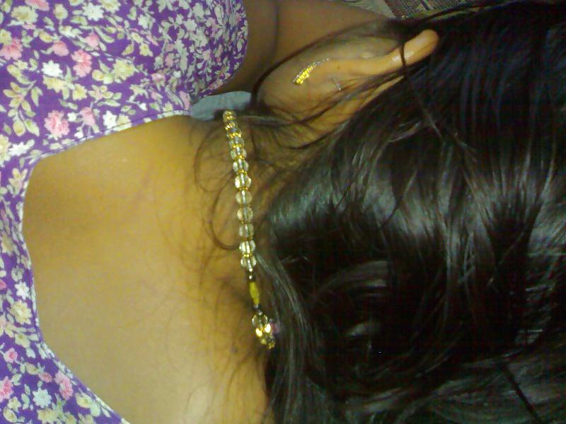 12P Desi Indian Wife 