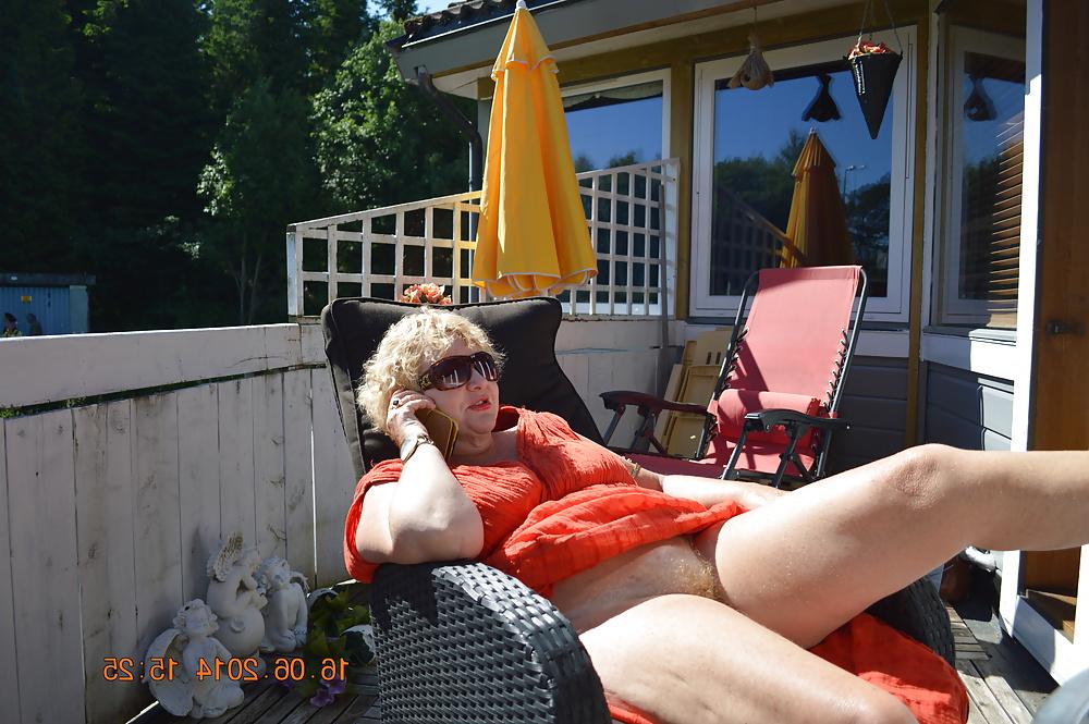 25P Goldenpussy 4You to see