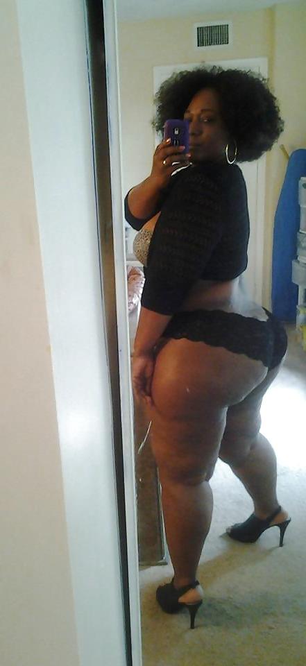 4P GROWN WOMAN EDITION VOL.226