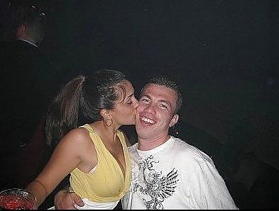 25P A wedding with a happy Ending