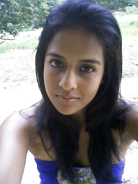 25P Desi Beauties