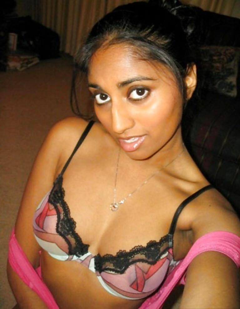 25P Desi Beauties