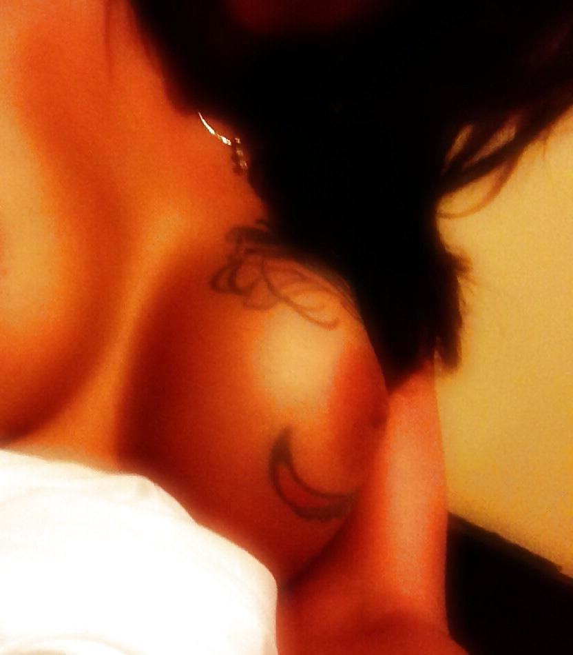 25P Sexy Colombian milf