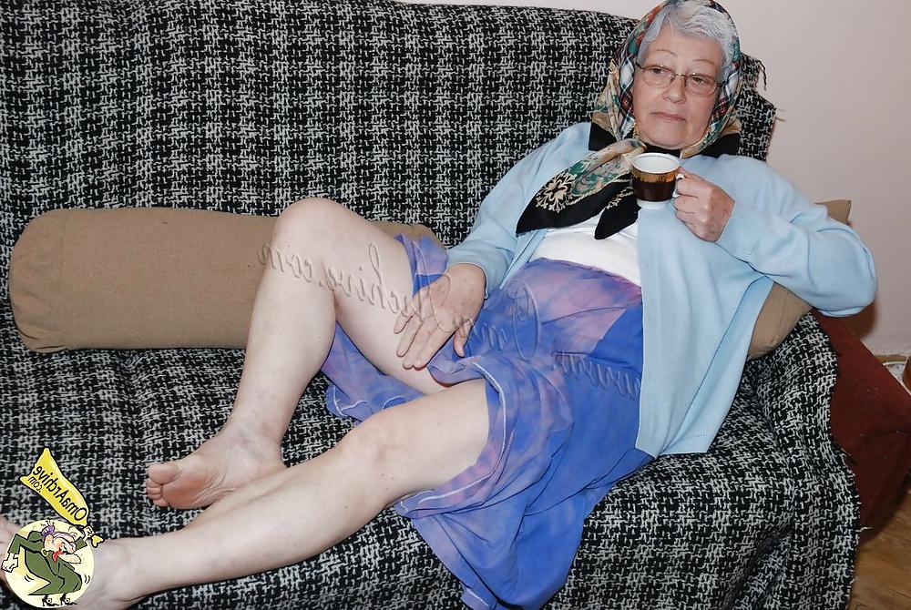 7P OmaPass Old Granny Lena sucking cock