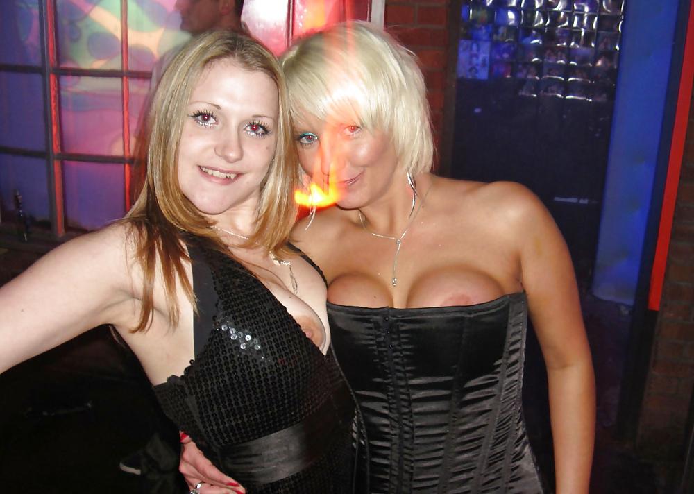 25P Oops - accidential nudity - nipslips and more