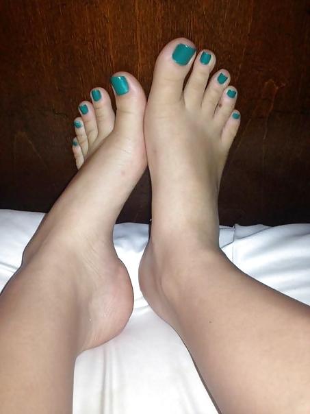 25P Foot Fetish 2