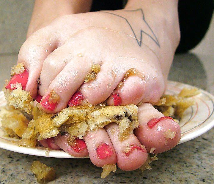 25P Girls feet covered in food