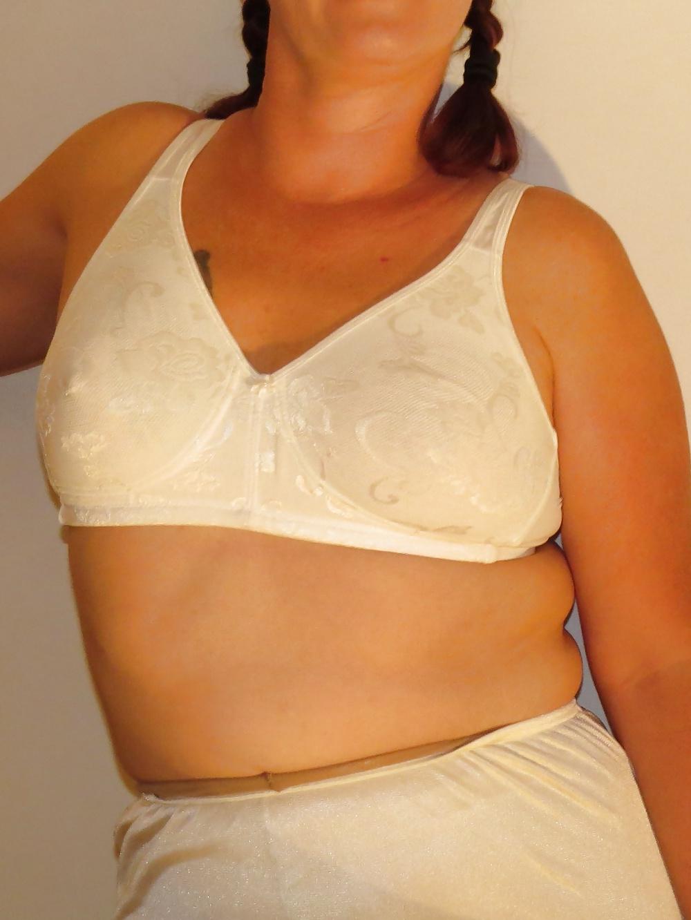12P Petticoat, pantyhose and cum