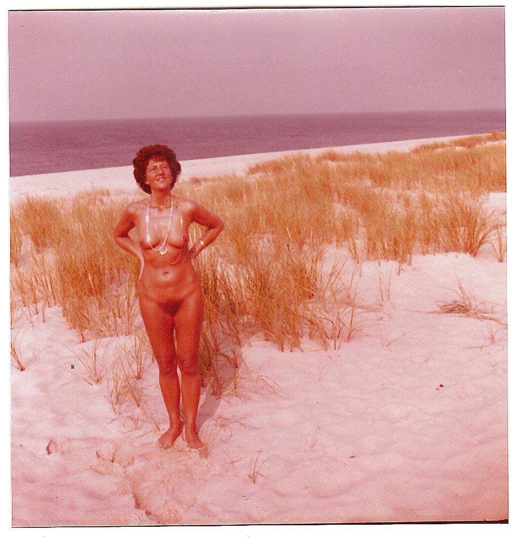 18P FKK Germany shot 1989 shows Heidi when she was 43 Years old 